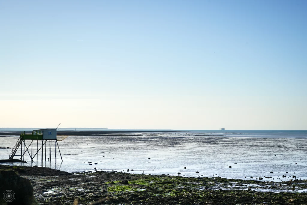 carrelet avec vue sur fort Boyard et l'ile d'Oléron