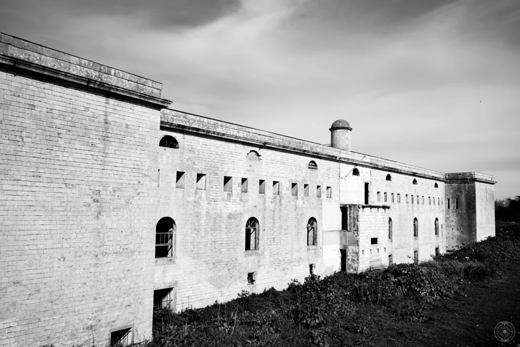 façade du fort de l'ile Madame