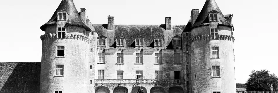 château de la Roche Courbon